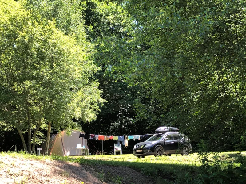 Emplacement C Tente Ou Caravane 120M² (Éléctricité Non Inclus)