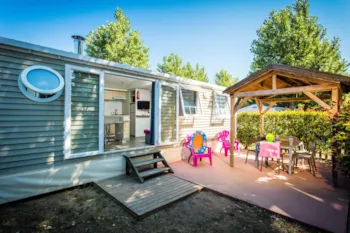 Mietunterkunft - Mobilheim Tiki Hut Prestige 33M² 3 Zimmer - Camping Californie Plage
