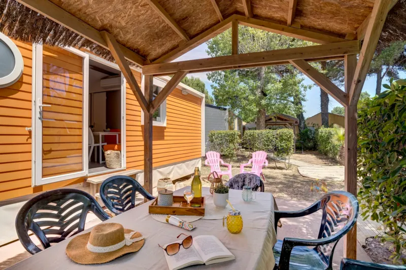 Mobilhome Cayo Coco Supérieur Env. 27M² 2 Chambres + Terrasse Avec Petite Pergola