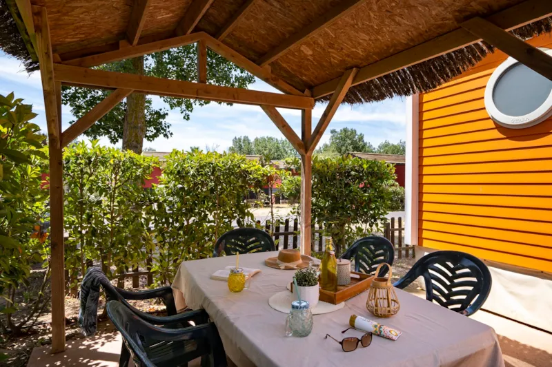 Mobilhome Cayo Coco Supérieur Env. 27M² 2 Chambres + Terrasse Avec Petite Pergola