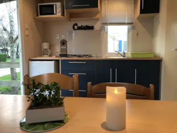 Mietunterkunft - Mobilheim Couple (1 Zimmer) - Camping Les Franquettes