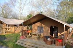 Huuraccommodatie(s) - Lodge Woody 27 - Camping Les Franquettes