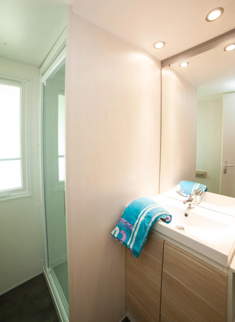 Lodge - 7 Pers - 2 Adultes - 5 Enfants - 3 Chambres