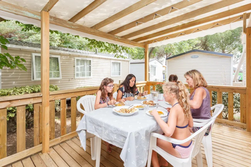 Tribu - 8 Pers - 4 Adultes- 4 Enfants - 4 Chambres