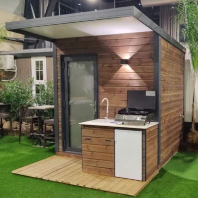 Sunny, electrified pitch with individual 10A sanitary facilities — 1