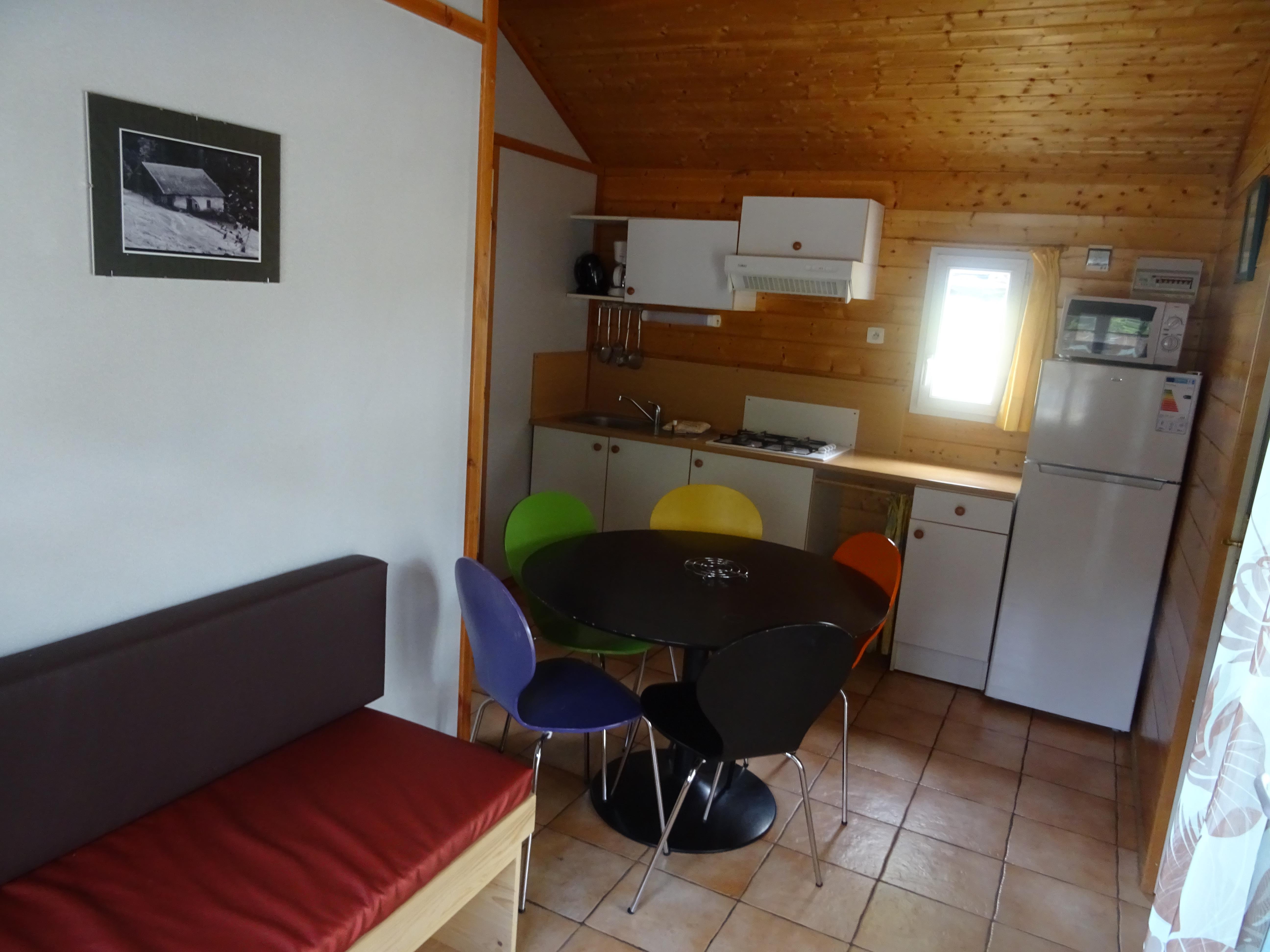 Location - Chalet 30M² 2 Chambres - Camping de Belle Hutte
