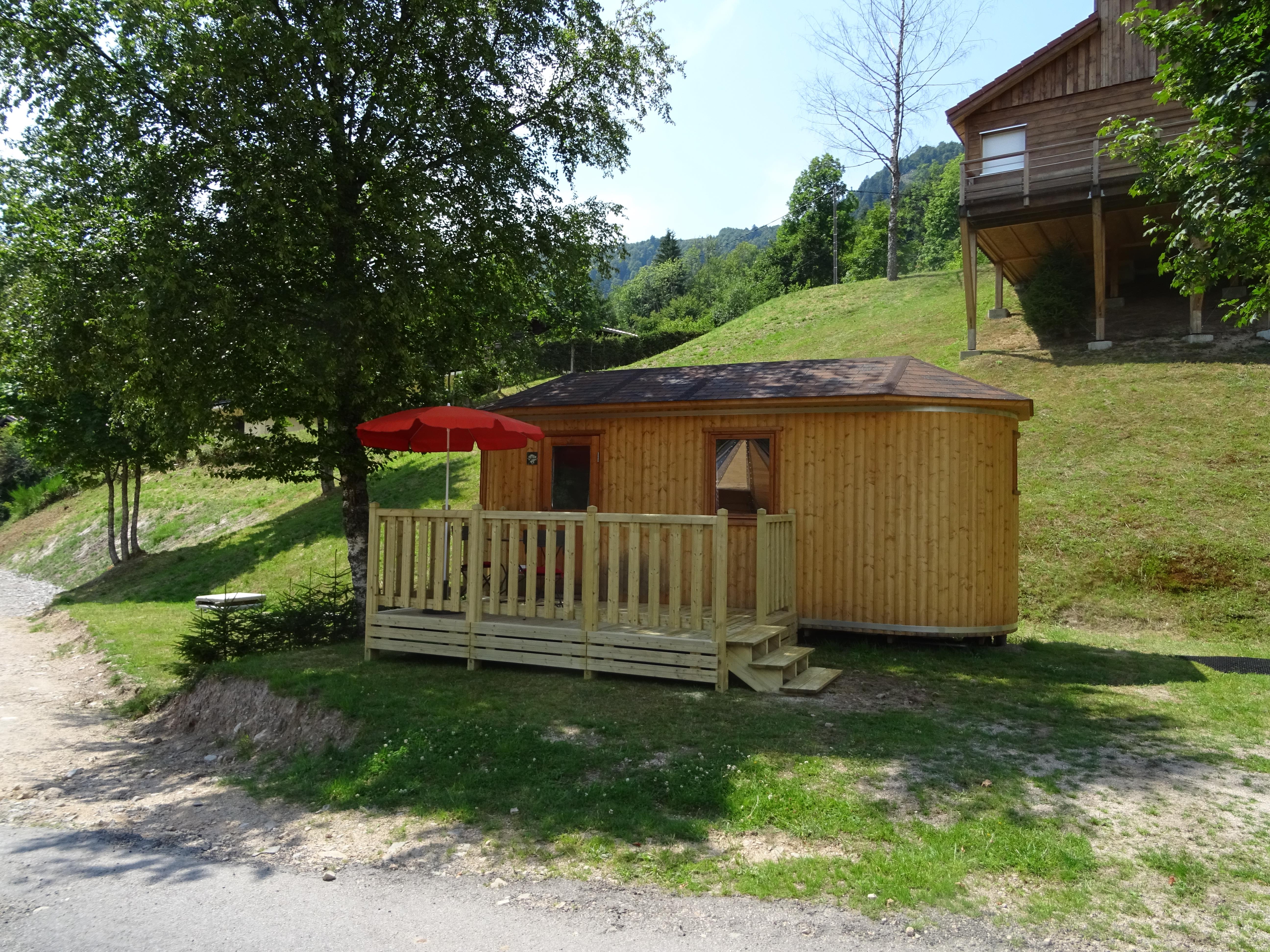 Accommodation - Cuveau Insolite 14 M² - Camping de Belle Hutte