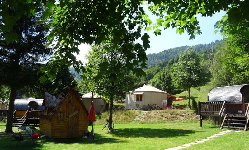 Camping de Belle Hutte - Camping - La Bresse