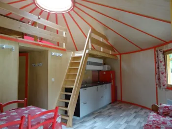 Mietunterkunft - Rundchalet 35M² 3 Schlafzimmern - Camping de Belle Hutte 