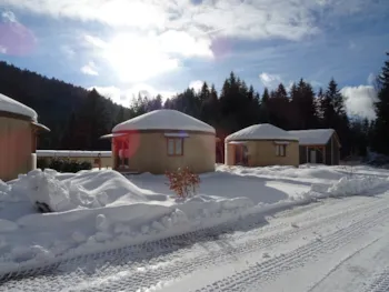 Mietunterkunft - Rundchalet 35M² 3 Schlafzimmern - Camping de Belle Hutte 