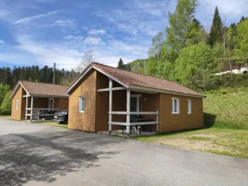 Mietunterkunft - Chalet 35M² 2 Schlafzimmer - Camping de Belle Hutte 