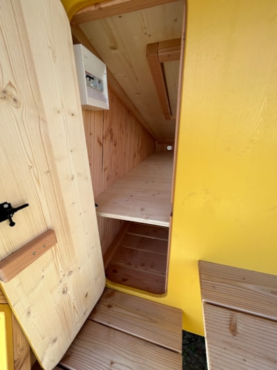 Stopover hut — 4