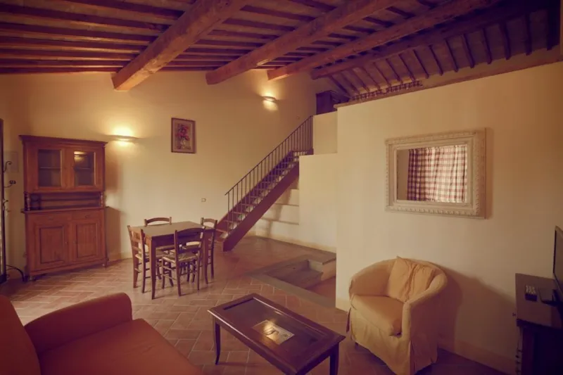 Appartement À Trois Pièces - Vue Piscine