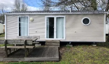 Mietunterkunft - Mobilheim  Comfort Modèle Xl - 24 M² - 2 Schlafzimmer - Erhöhte Terrasse - Camping Marvilla Parks - Château La Forêt