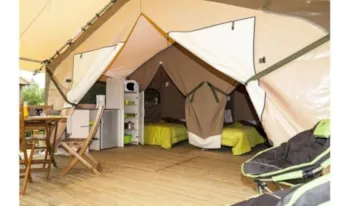Mietunterkunft - Lodge - 30 M² -  2 Schlafzimmer - Einzelterrasse - Ohne Sanitäranlagen - Camping Marvilla Parks - Château La Forêt