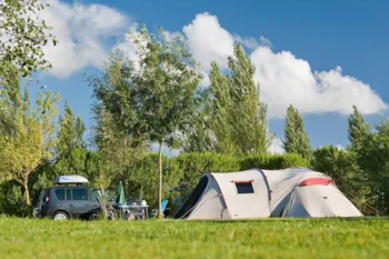 Stellplatz - Stellplatz Classique ** - Camping Sandaya Séquoia Parc