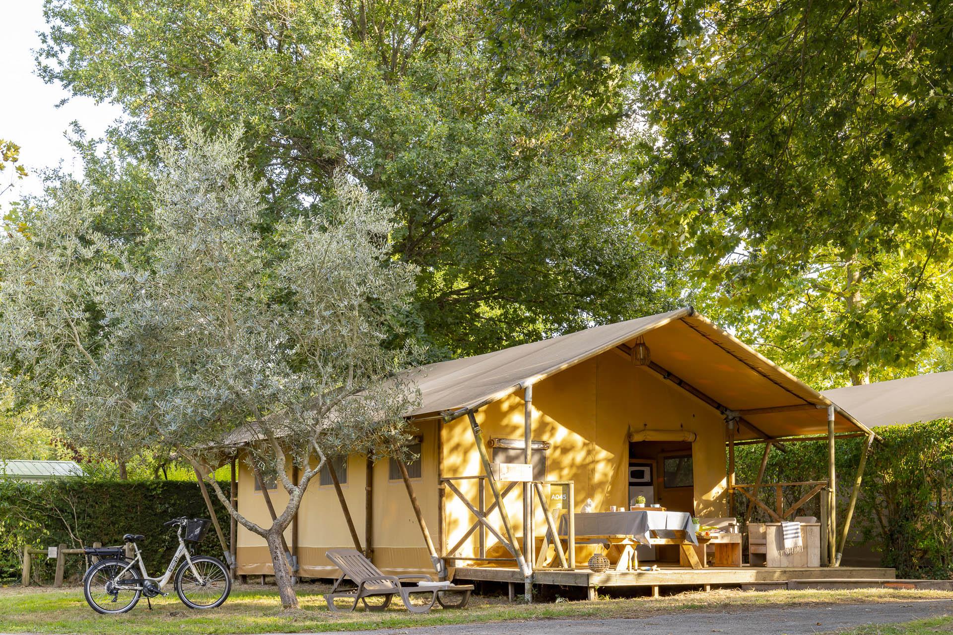 Location - Lodge Safari 2 Chambres **** - Camping Sandaya Séquoia Parc