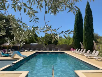 Flower Camping Les Verguettes - Ucamping