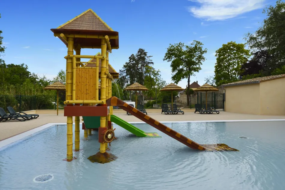 Castel Camping Château de L'Epervière