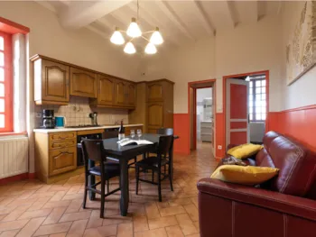 Mietunterkunft - Gasthof - 2 Zimmer - 1 Bad - Pignon 1. Etage - Castel Camping Château de L'Epervière