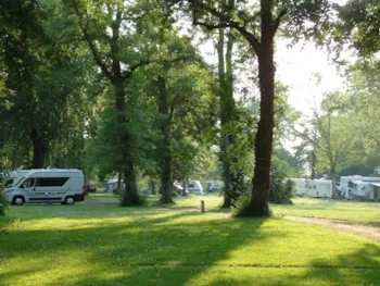 Stellplatz - Stellplatz - Camping Au Cœur de Vendôme