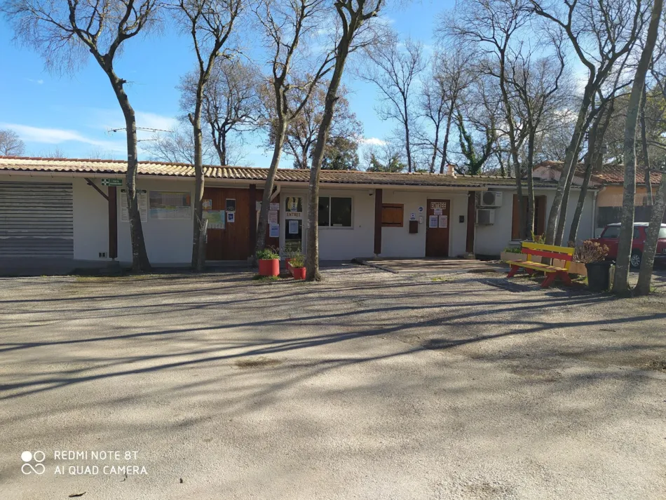 Camping Les Micocouliers