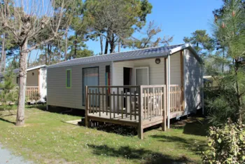 Mietunterkunft - Mobilheim Malaga 27M² - 2 Zimmer (2016-2017) Halb Überdachte Holzterrasse - Camping Ushuaïa Villages La Conge