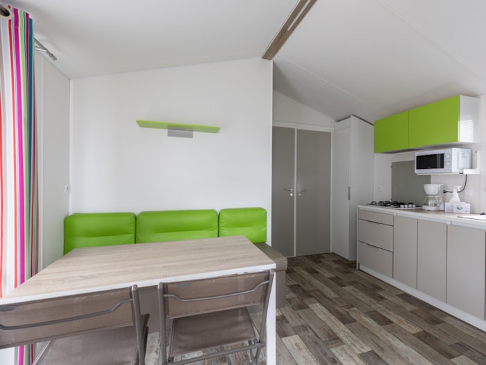 Mobil-Home Malaga 27M² - 2 Chambres Avec Terrasse Bois Semi Couverte.