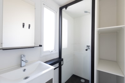 Mobil-home MALAGA 27m² WOOD - 2 bedrooms (New 2020) semi covered wooden terrace