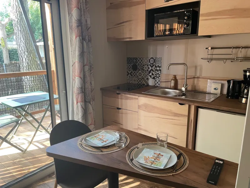 Chalet Cajou Équipé Tout Confort Avec Terrasse En Bois 1 Chambre - Année 2025