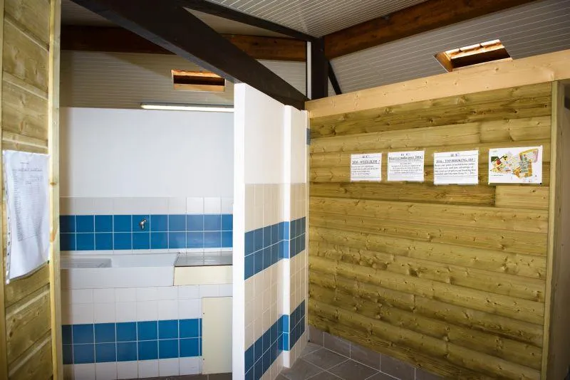 Emplacement Avec Électricité À La Nuitée