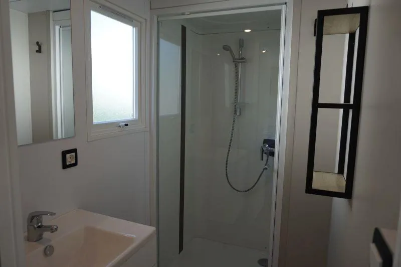 C- Mobil-Home Caraïbes - 2 Chambres