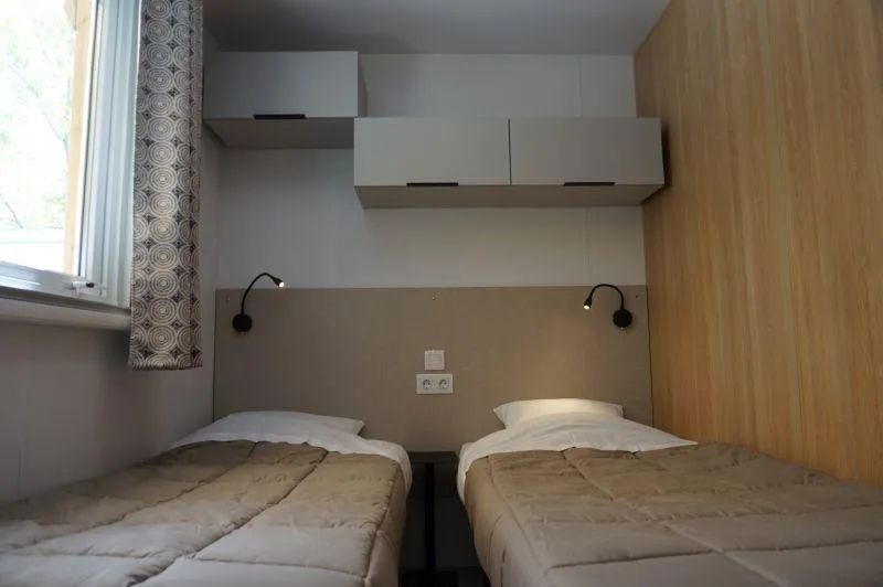 C- Mobil-Home Caraïbes - 2 Chambres