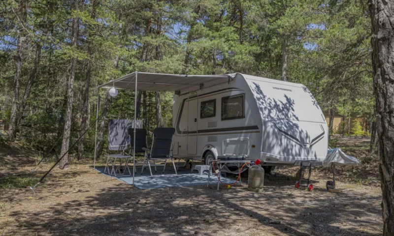 Forfait : Emplacement + 1 Voiture + Tente Ou Caravane