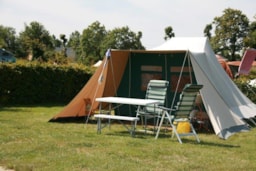 Kampeerplaats(en) - Standplaats Pakketprijs Wandelaar Per Voet Of Per Fiets Met Tent - Camping Sunêlia L'Aiguille Creuse