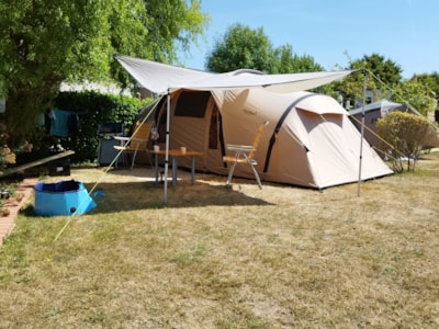 Pitch Tent + 1 car — 1