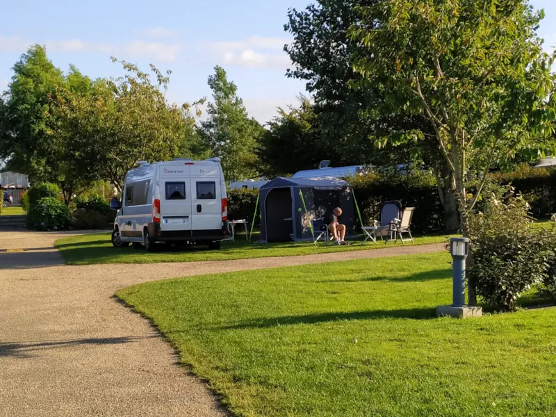 Emplacement Standard Avec Branchement Électrique 10A