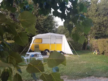 Pitch - Pitch Standard With Connection To Electricity 10A - Camping Sunêlia L'Aiguille Creuse