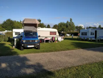 Pitch - Pitch Confort With Connection To Water, Sewage And Electricity 10A - Camping Sunêlia L'Aiguille Creuse