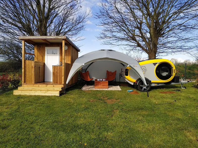 Stellplatz - Stellplatz Luxe Mit 10A Stromanschluss Und Individuellen Sanitäranlagen - Camping Sunêlia L'Aiguille Creuse