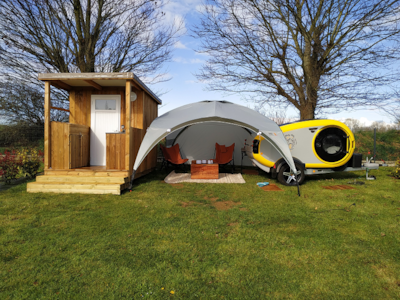 Pitch Luxe with 16A electrical connection and individual sanitary facilities — 1