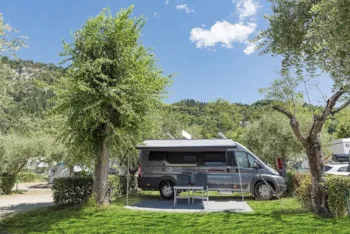Stellplatz - Stellplatz Im Grünen Standard - La Rocca Camping