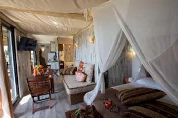 Mietunterkunft - Maxikaravan Aquasuite - La Rocca Camping