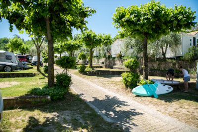 Pitch 60m², 1 car, tent , caravan or camping-car, electricity — 4