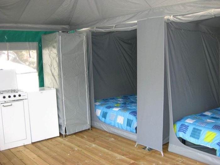Bungalow Toilé - Utilisation Des Sanitaires Du Camping