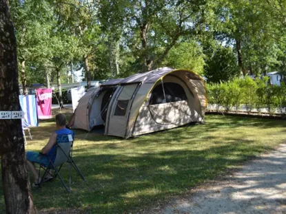 Piazzola Nature : Auto + Tenda, Roulotte O Camper