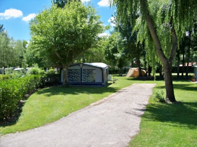 Camping les PEUPLIERS