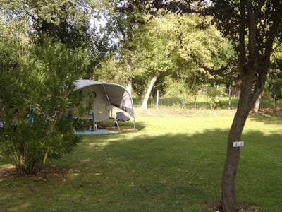 Pitch Trekking Package by foot or by bike - Without electricity