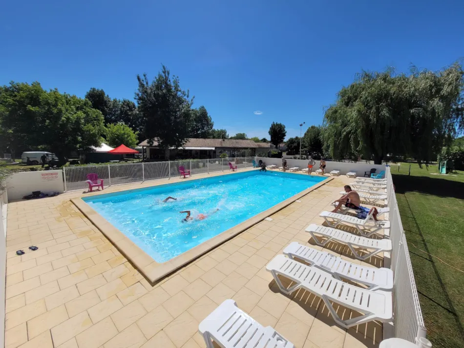 Camping les PEUPLIERS