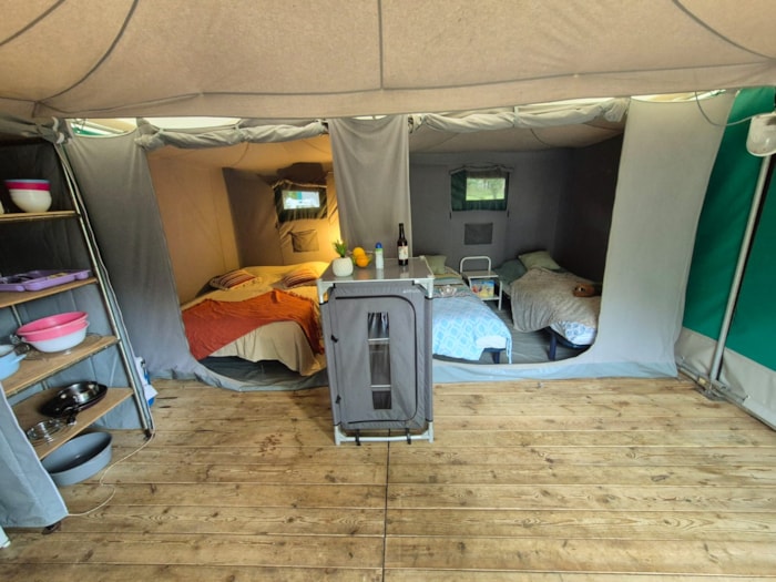 Bungalow Toilé - Utilisation Des Sanitaires Du Camping